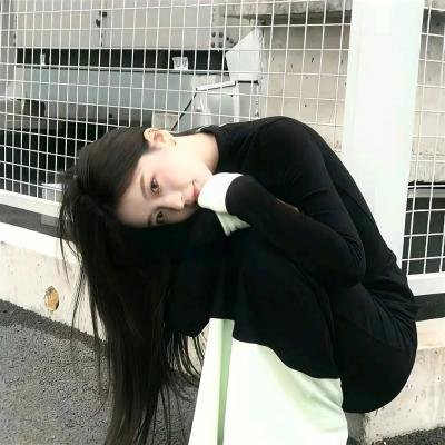 魔女荷莉